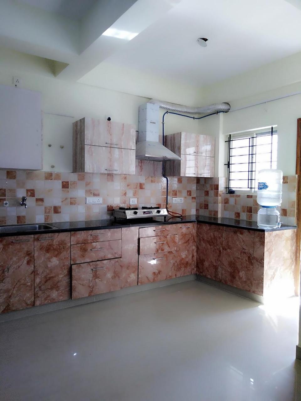 העיר בנגלור Deeya Suites Private Limited מראה חיצוני תמונה